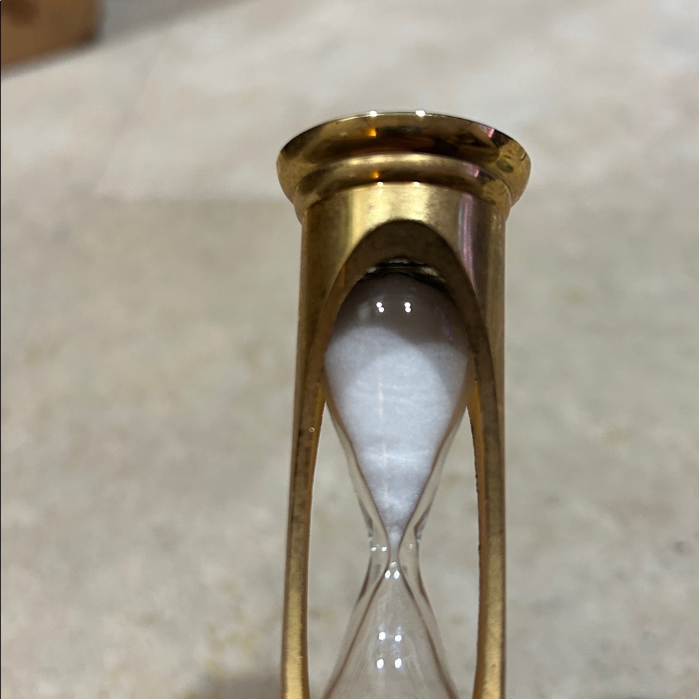 Vintage Brass 3 Minute Sandglass - Picture 8 of 10